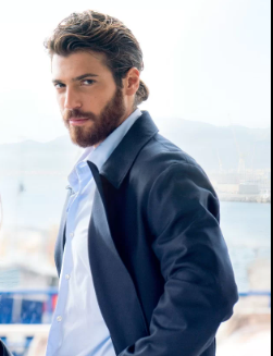 دانلود سریال بنفش مثل دریا Viola come il mare